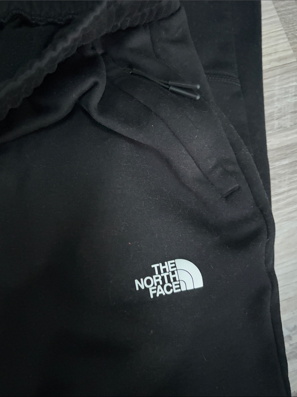 The North Face Women’s Black Fleece Joggers with Logo Size S - Picture 4 of 7